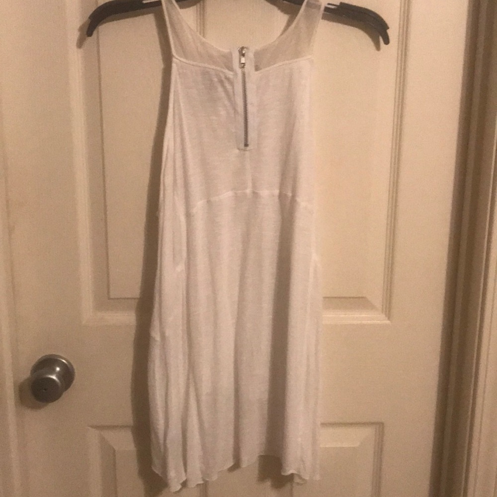 Top - Picture 2 of 2